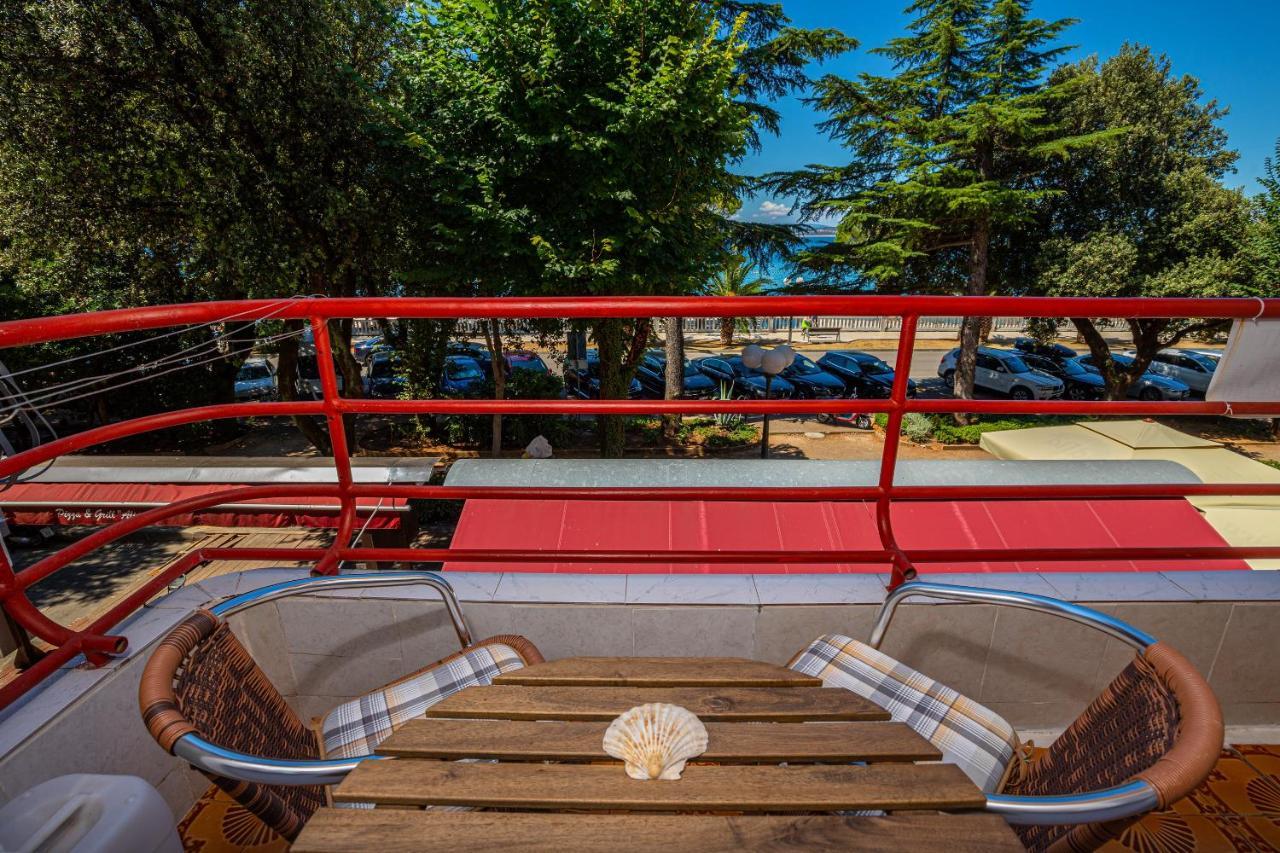 Crikvenica Right On The Beach Екстериор снимка