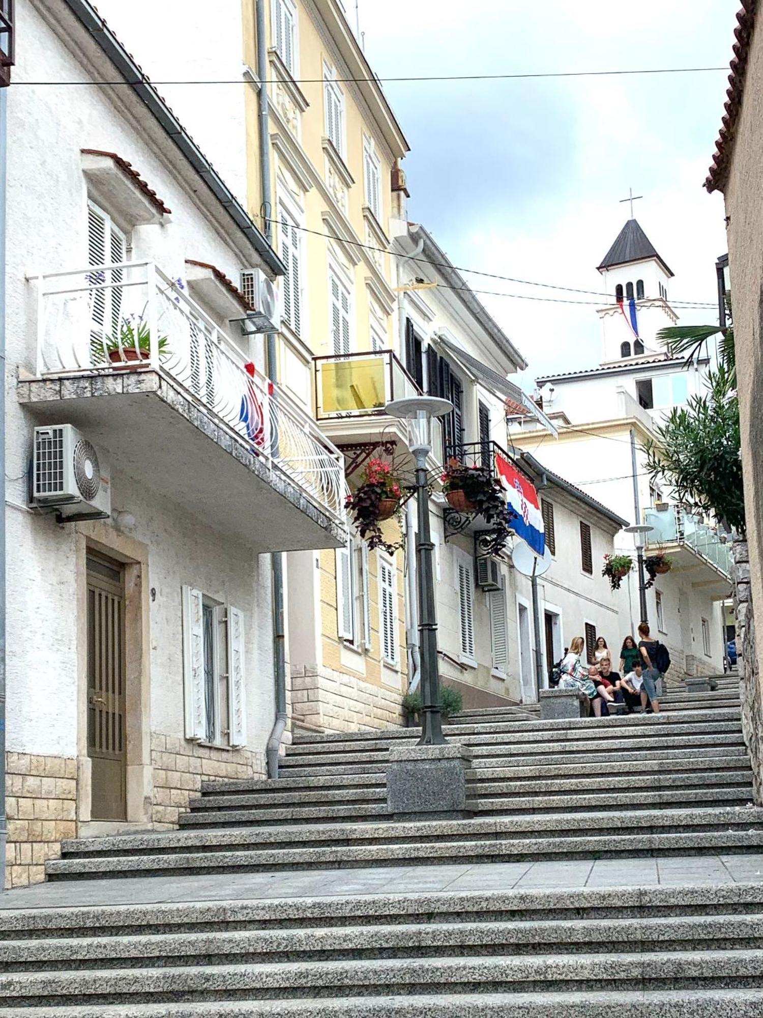 Crikvenica Right On The Beach Екстериор снимка