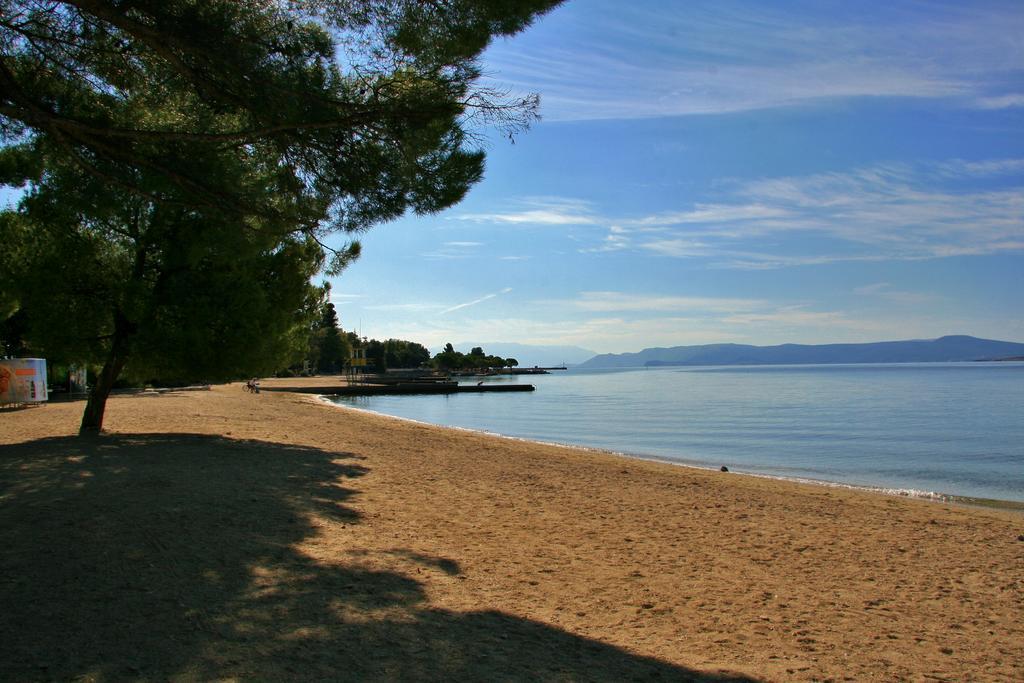 Crikvenica Right On The Beach Екстериор снимка