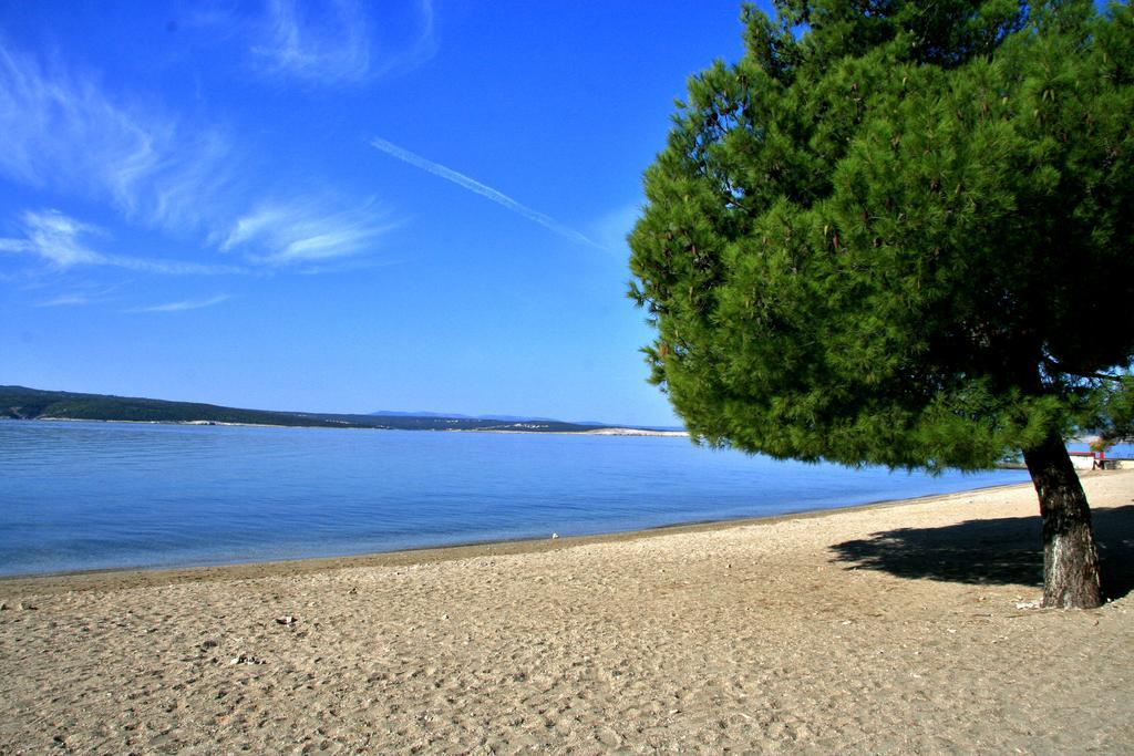 Crikvenica Right On The Beach Екстериор снимка