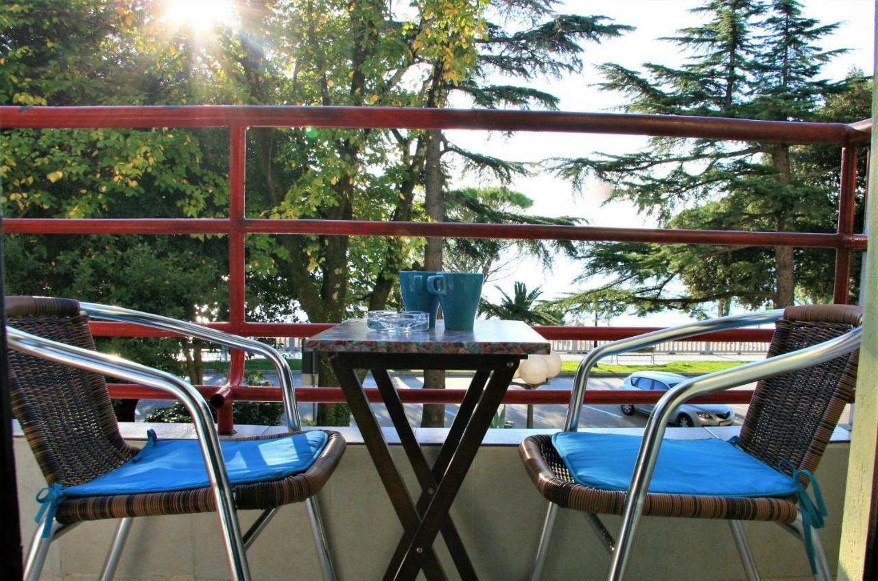 Crikvenica Right On The Beach Екстериор снимка